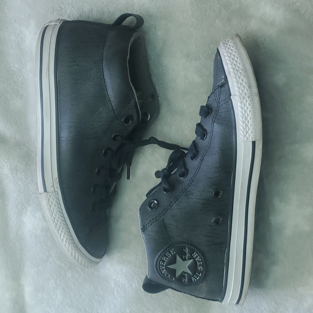 Converse Chuck Taylor leather low tops